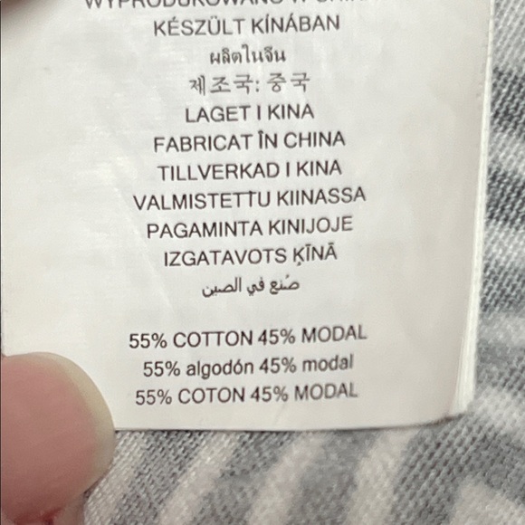 NWOT Michael Kors Black and White chevron Blouse - Picture 8 of 8